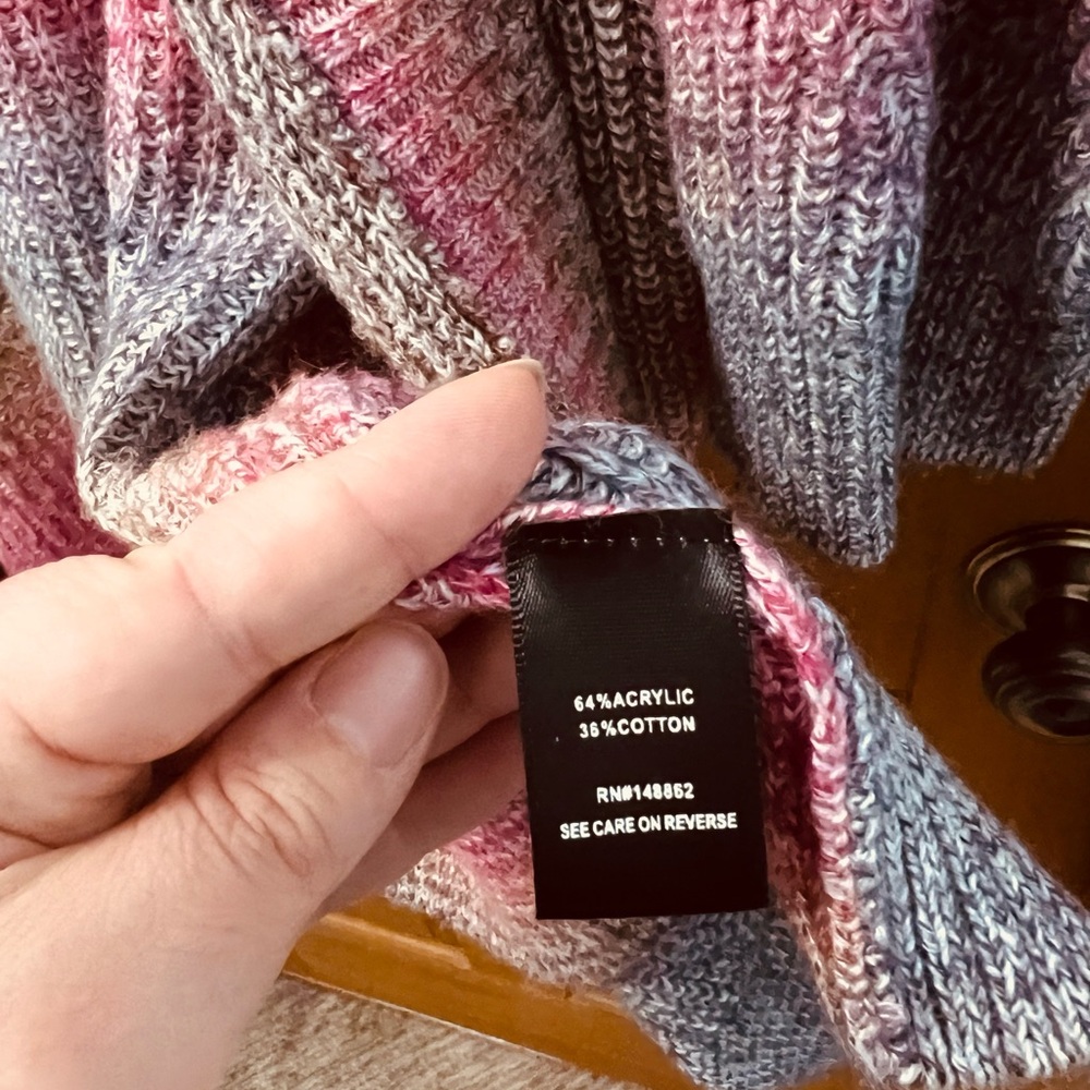 Torrid Pink and Blue Women's Cardigan Sweater - Picture 3 of 4